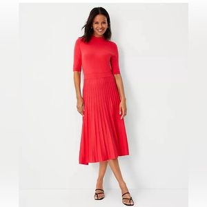 NEW $159 Ann Taylor Mock Neck Pleated Sweater Dress in fierce Crimson sz S